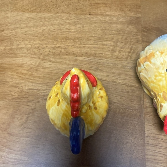 Jacques Pepin Collection Sur La Table Chicken Rooster Salt & Pepper Shakers - Picture 6 of 8
